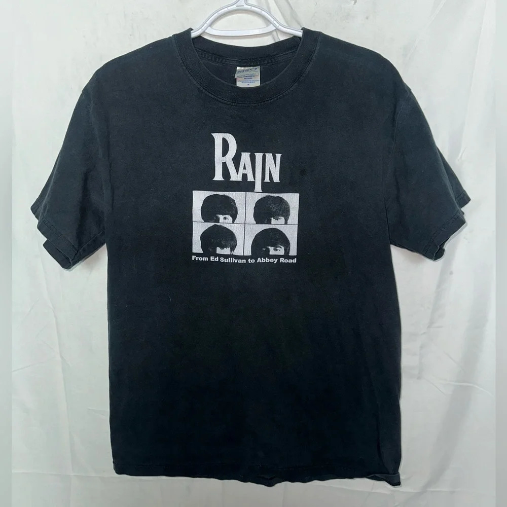 M&O knits tee  Size M